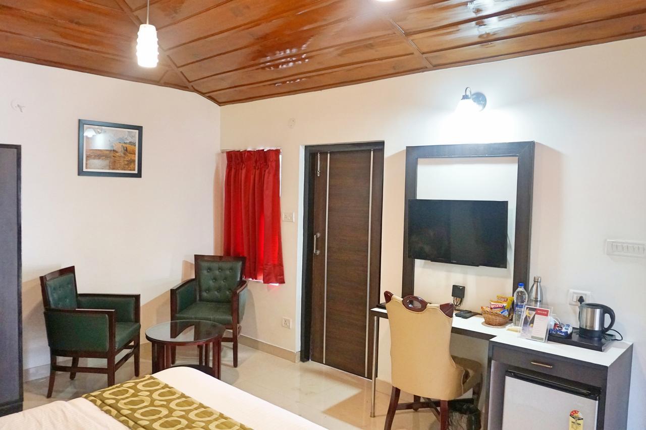 Ess & Bee Resorts Дхарамсала Екстериор снимка