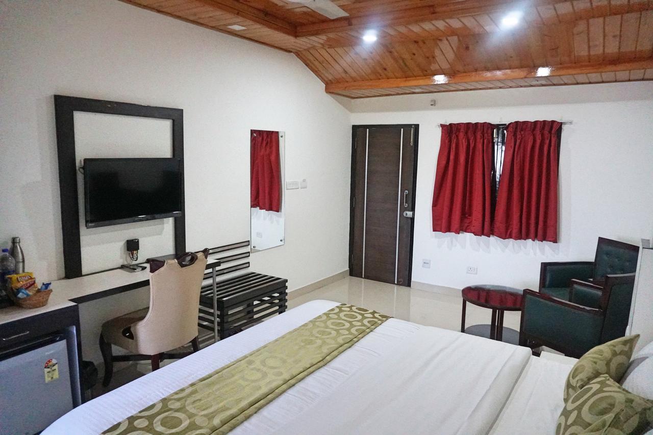 Ess & Bee Resorts Дхарамсала Екстериор снимка